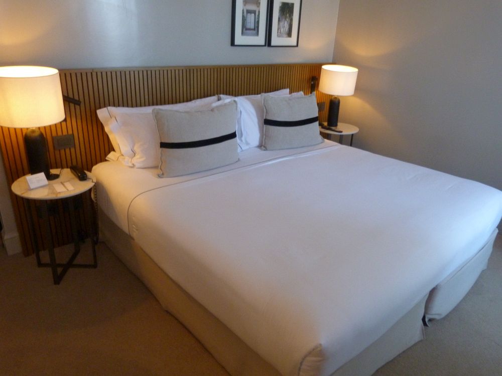 AR2604MC409_buenos-aires-casa-lucia-style-room.jpg [&copy; Last Frontiers Ltd]