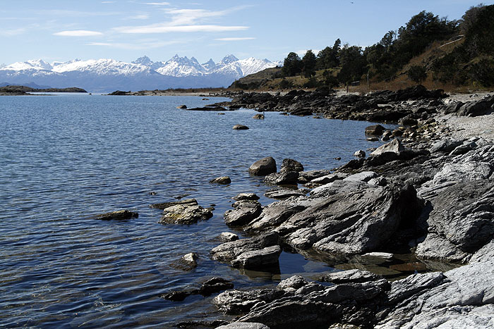 CL0909EM221_lake-general-carrera.jpg [&copy; Last Frontiers Ltd]