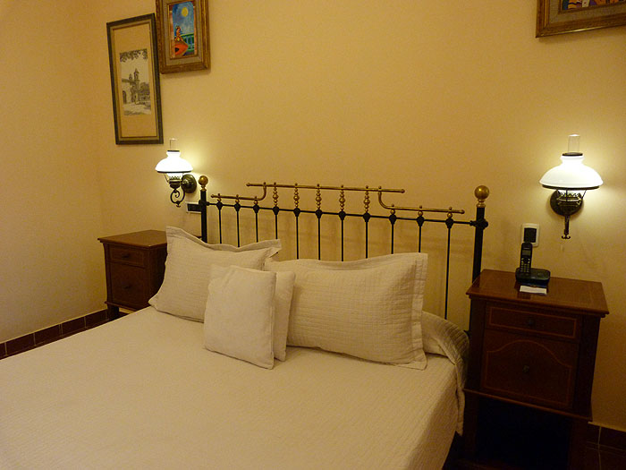 CU0614RR573_havana-santa-isabel.jpg [&copy; Last Frontiers Ltd]