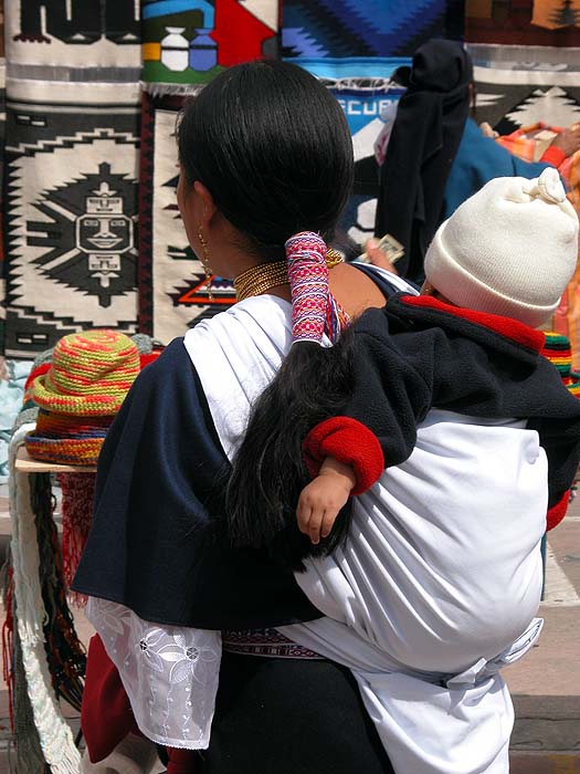 EC_MT_Otavalo_Lady.jpg [&copy; Last Frontiers Ltd]