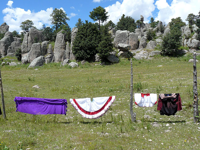 MX0910JF283_valley-of-monks.jpg [&copy; Last Frontiers Ltd]