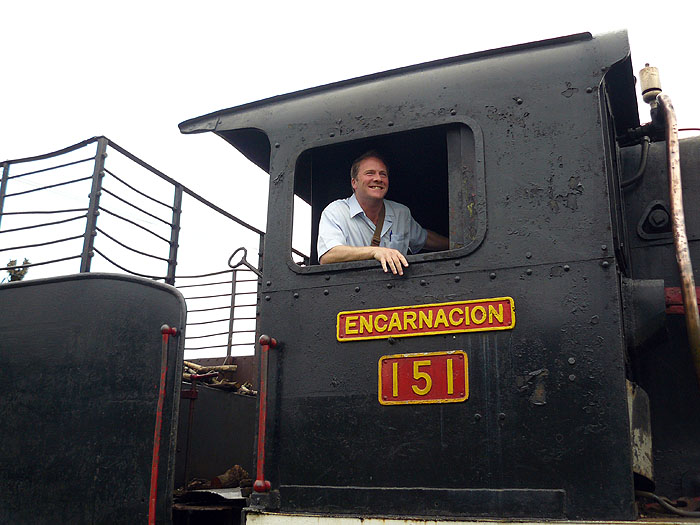 PY0909EP477_sapucay.jpg [&copy; Last Frontiers Ltd]