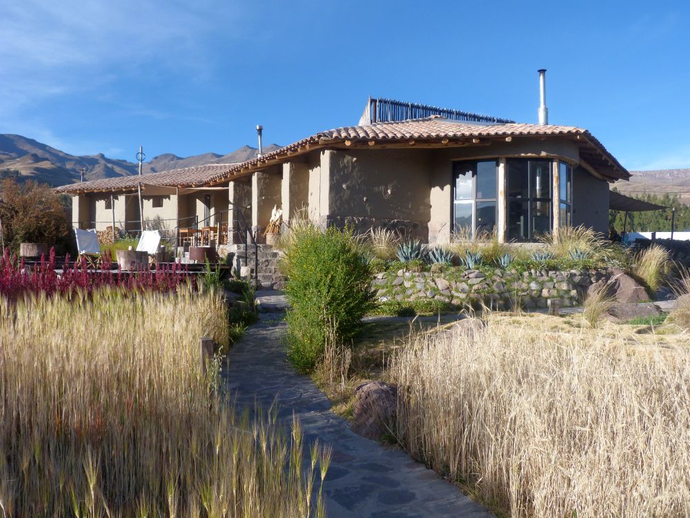 PE2506PC052_puqio-restaurant-reception.jpg [&copy; Last Frontiers Ltd]